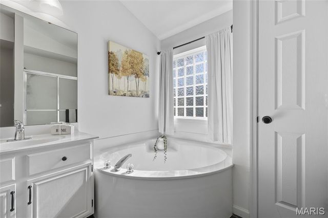 8 Old Glory Court, O'fallon, MO 63366