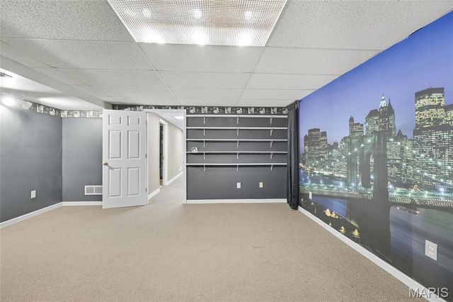 8 Old Glory Court, O'fallon, MO 63366