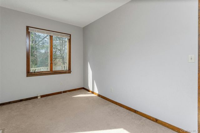 147 Stoneleigh Avenue, Carmel, NY 10512