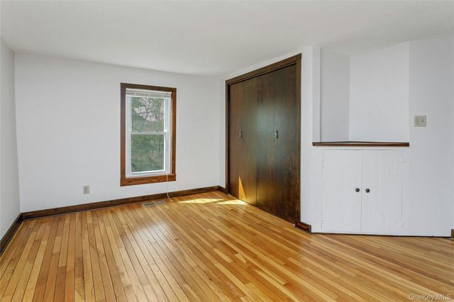 147 Stoneleigh Avenue, Carmel, NY 10512