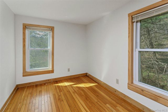 147 Stoneleigh Avenue, Carmel, NY 10512