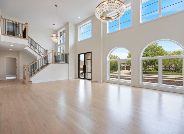 8886 Johnston Road, Burr Ridge, IL 60522