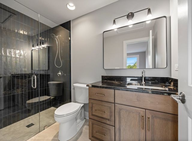 8886 Johnston Road, Burr Ridge, IL 60522