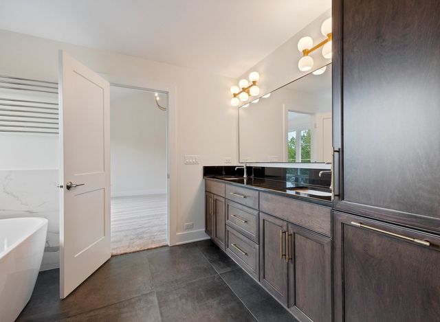 8886 Johnston Road, Burr Ridge, IL 60522