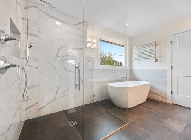 8886 Johnston Road, Burr Ridge, IL 60522