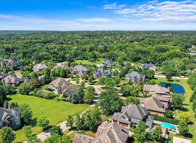 8886 Johnston Road, Burr Ridge, IL 60522