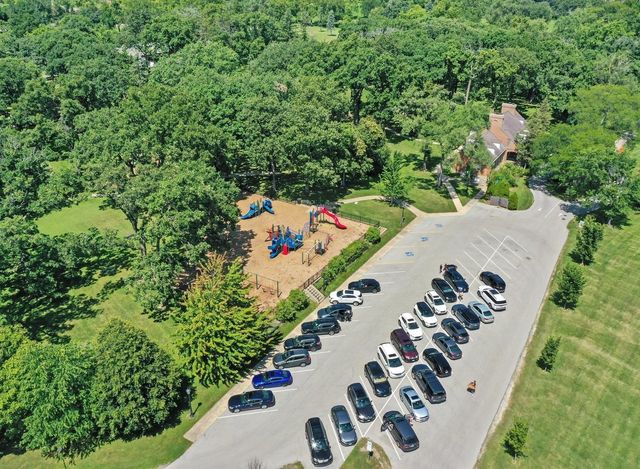 8886 Johnston Road, Burr Ridge, IL 60522