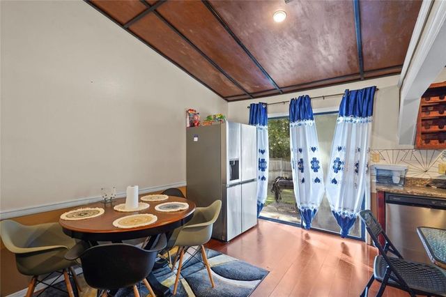 884 Forest Path, Stone Mountain, GA 30088