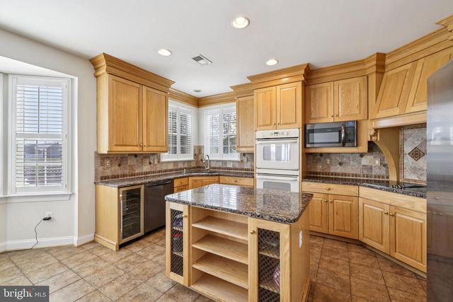 517 WET SAND DR, Severn, MD 21144
