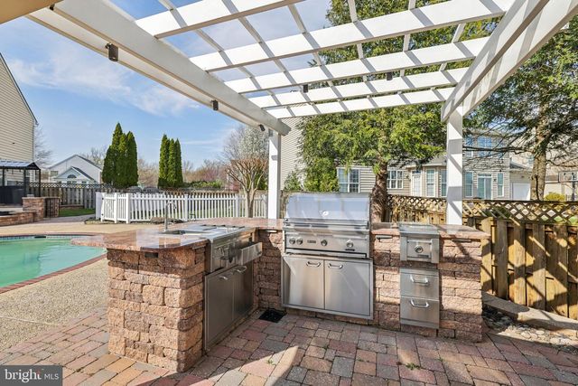 517 WET SAND DR, Severn, MD 21144