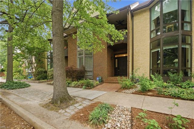 1213 Botetourt GDNS, Norfolk, VA 23517