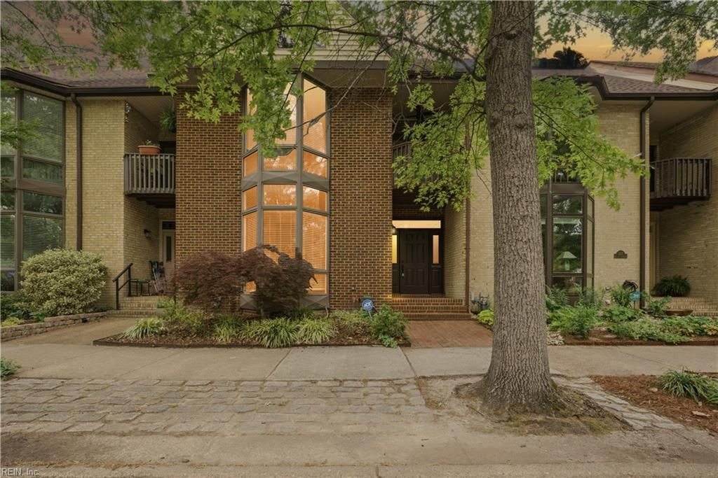 1213 Botetourt GDNS, Norfolk, VA 23517