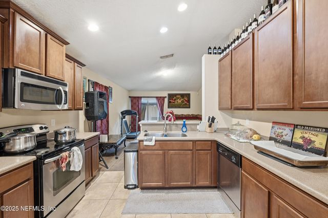 2507 KING LOUIS Drive, Jacksonville, FL 32254