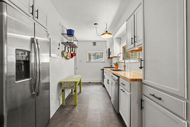 1030 Logan Street Se, City Of Grand Rapids, MI 49506
