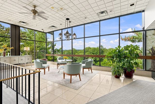 40 Village Rd 1611, Middleton, MA 01949