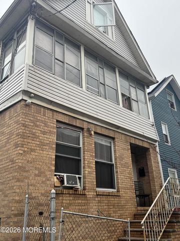 128 S 4th Street, Elizabeth, NJ 07206