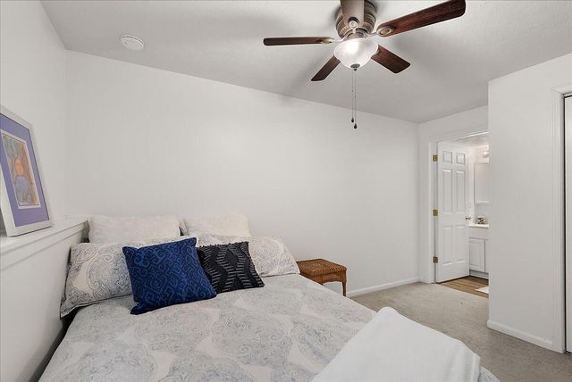 661 Abbey Mill Drive Se 41, Ada Twp, MI 49301