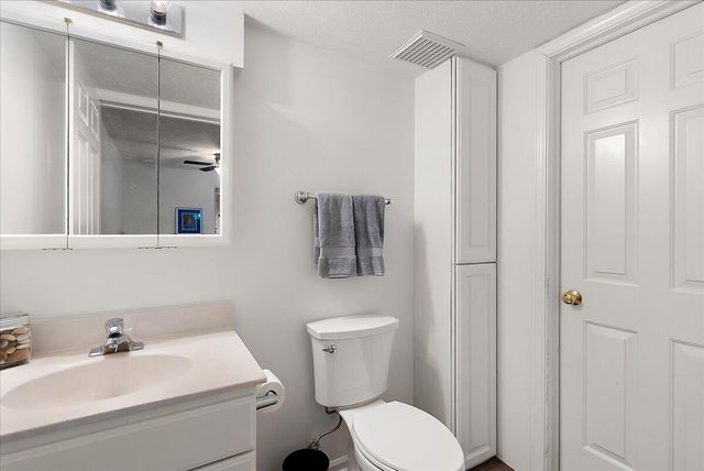 661 Abbey Mill Drive Se 41, Ada Twp, MI 49301