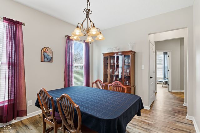 509 Plainville Drive, Westfield, IN 46074