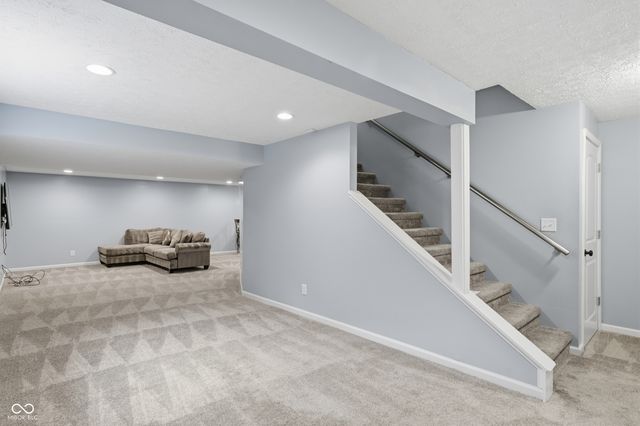 509 Plainville Drive, Westfield, IN 46074