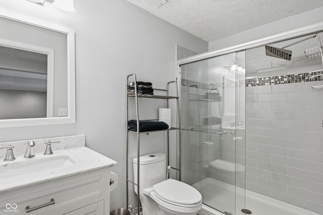 509 Plainville Drive, Westfield, IN 46074