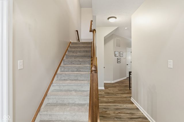 509 Plainville Drive, Westfield, IN 46074