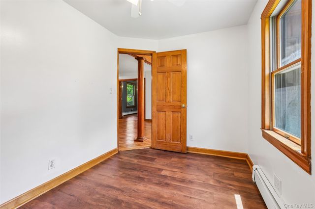 17 Hillside Road, Greenwood Lake, NY 10925