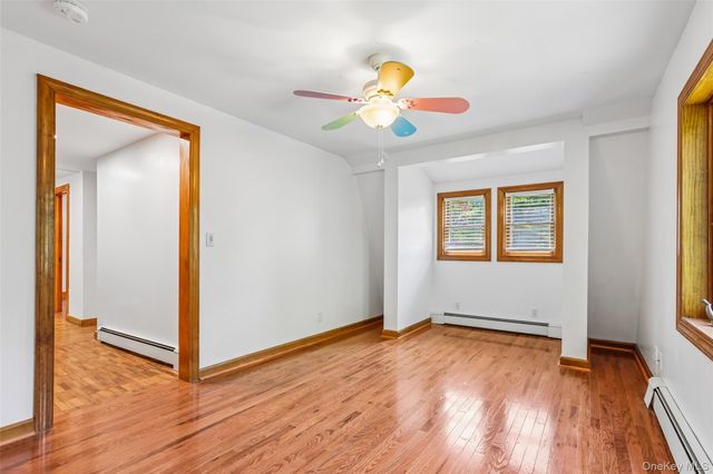 17 Hillside Road, Greenwood Lake, NY 10925