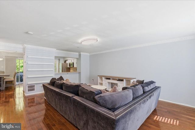 14229 OAKPOINTE DR, Laurel, MD 20707