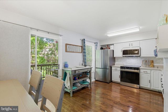 14229 OAKPOINTE DR, Laurel, MD 20707