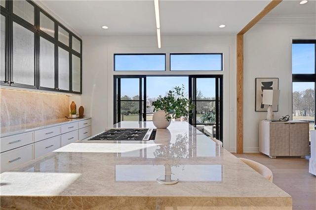 16830 Grace Drive, Loch Lloyd, MO 64012