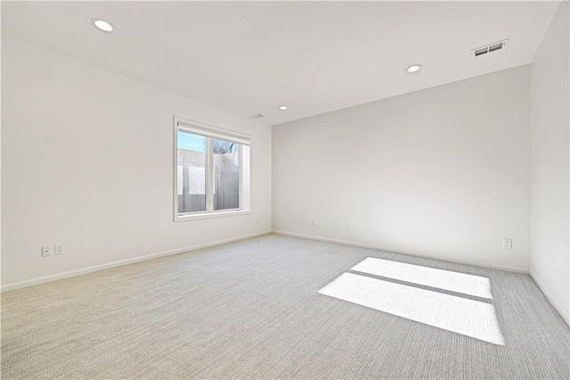 16830 Grace Drive, Loch Lloyd, MO 64012