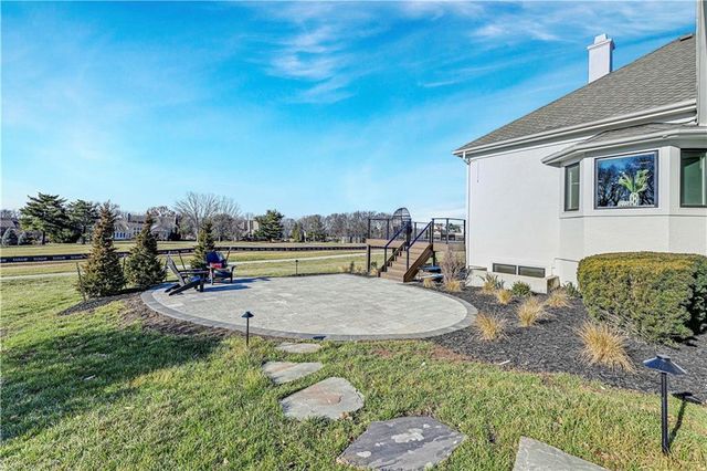 16830 Grace Drive, Loch Lloyd, MO 64012