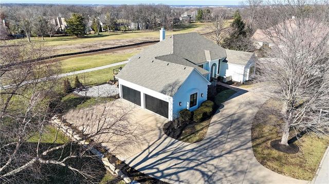 16830 Grace Drive, Loch Lloyd, MO 64012