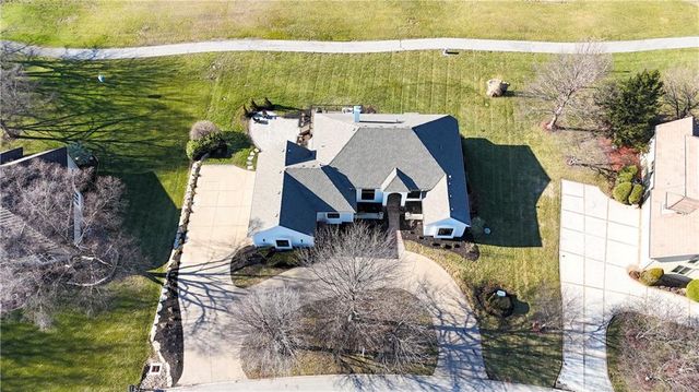 16830 Grace Drive, Loch Lloyd, MO 64012