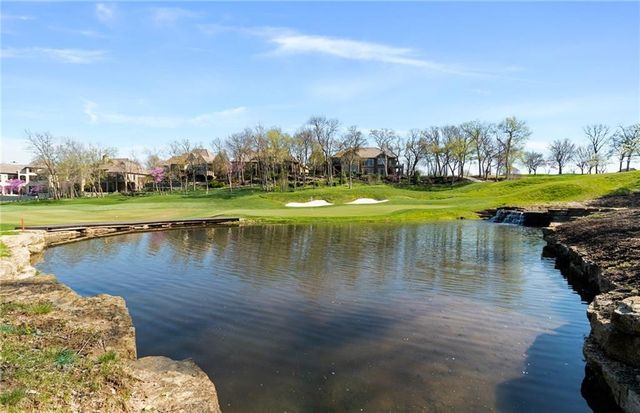 16830 Grace Drive, Loch Lloyd, MO 64012