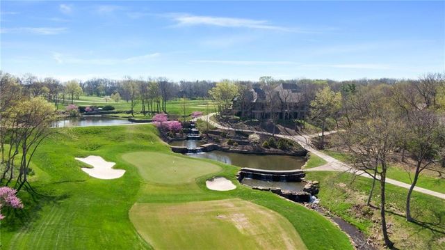 16830 Grace Drive, Loch Lloyd, MO 64012