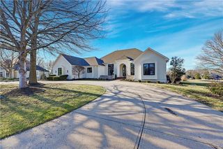 16830 Grace Drive, Loch Lloyd, MO 64012