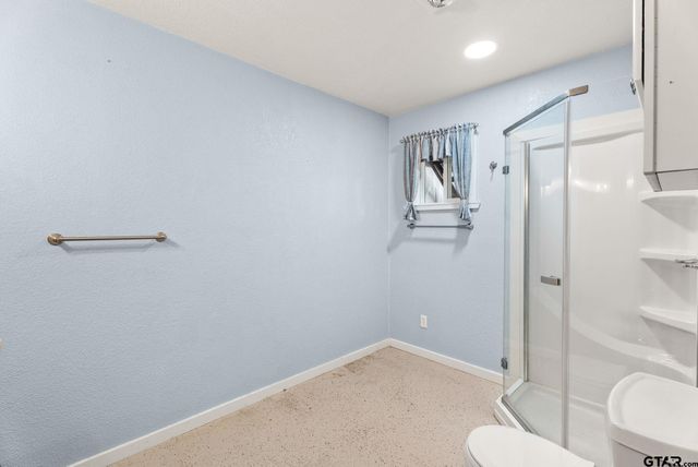 2800 CR 2330, Mineola, TX 75773