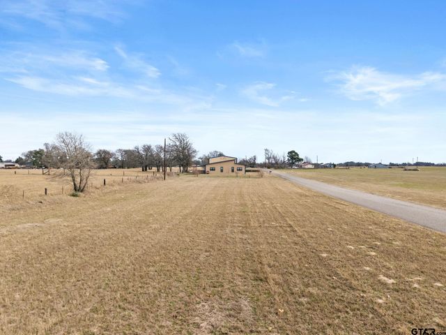 2800 CR 2330, Mineola, TX 75773