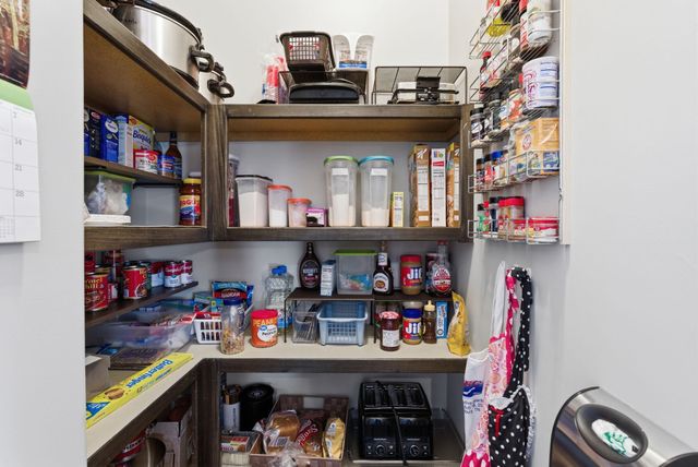 2634 S Lark Ln, Wichita, KS 67215