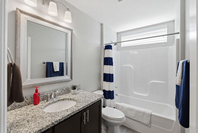 2634 S Lark Ln, Wichita, KS 67215