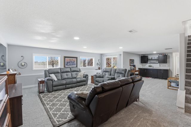 2634 S Lark Ln, Wichita, KS 67215