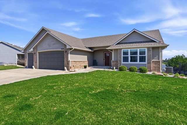 2634 S Lark Ln, Wichita, KS 67215