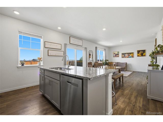 4404 Garnet Way, Longmont, CO 80504