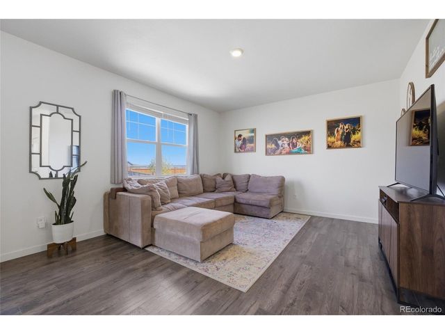 4404 Garnet Way, Longmont, CO 80504