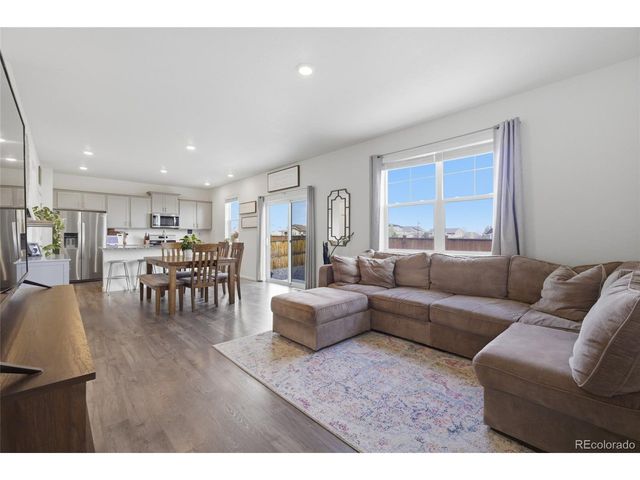 4404 Garnet Way, Longmont, CO 80504