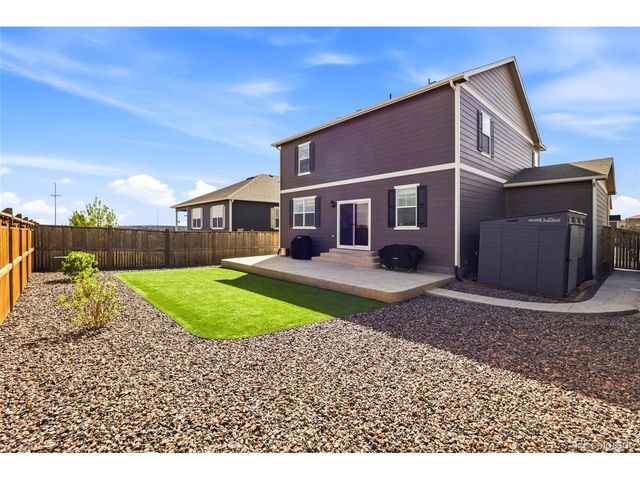 4404 Garnet Way, Longmont, CO 80504