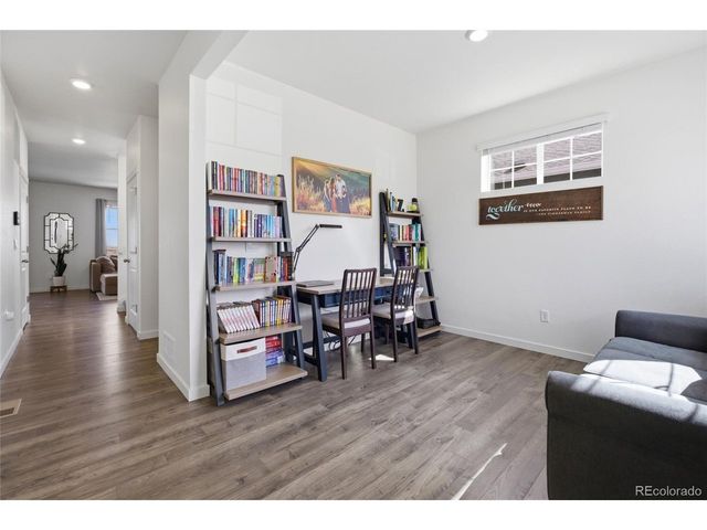 4404 Garnet Way, Longmont, CO 80504