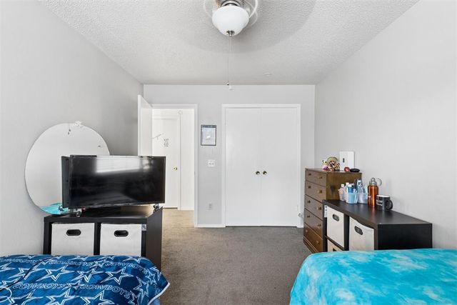 1913 N Ann Arbor Avenue, Oklahoma City, OK 73127